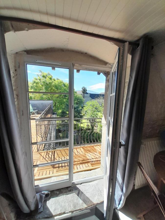 Chambres D'Hotes L'Oustal Oloron-Sainte-Marie Εξωτερικό φωτογραφία